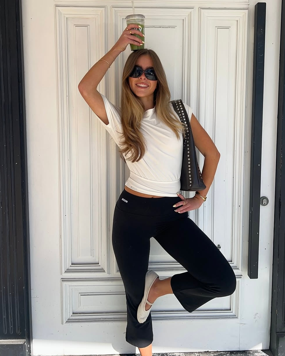 Baby Flare Capris | Black (*Dispatching late-October)