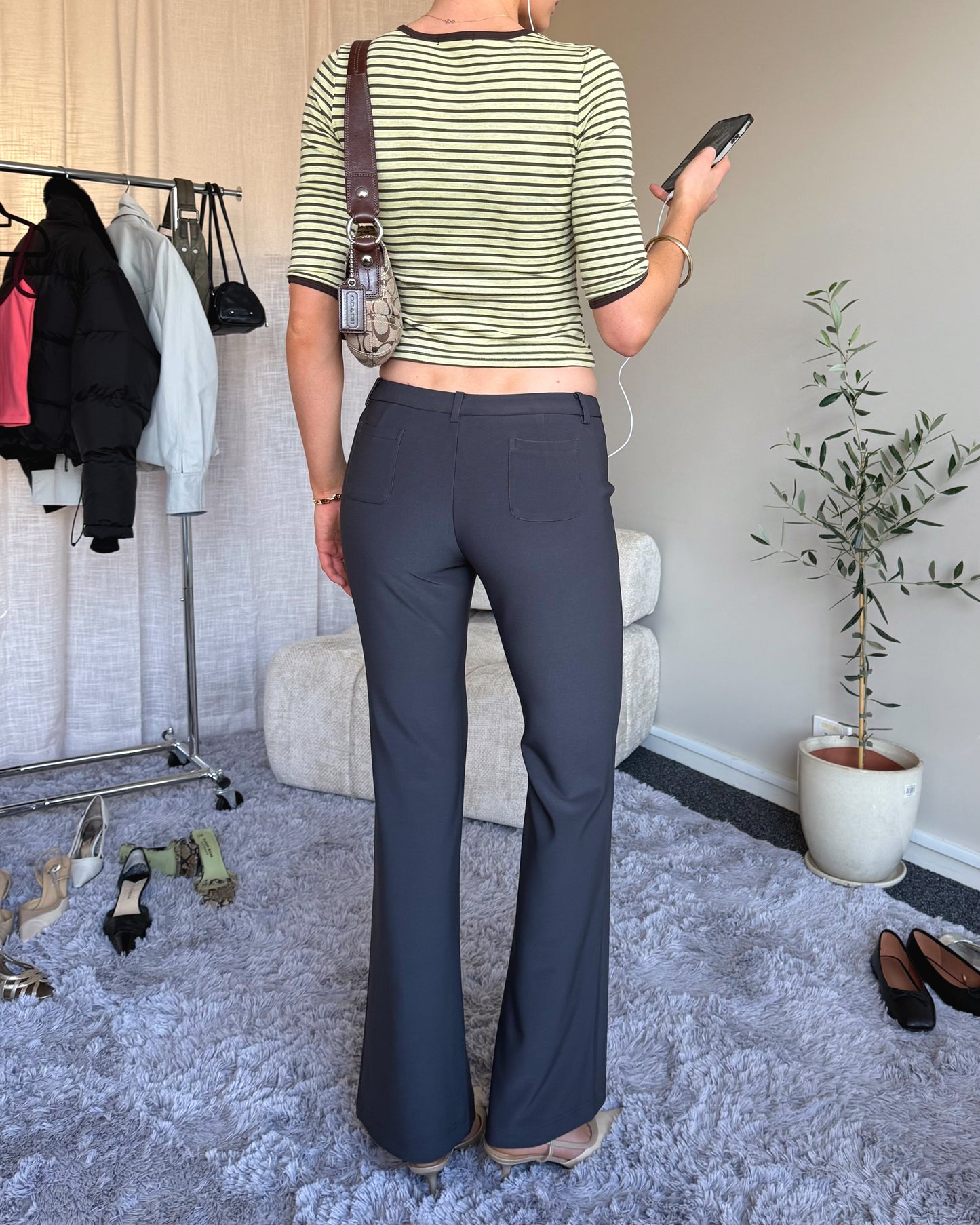 Heart Charm Low Rise Pant | Charcoal